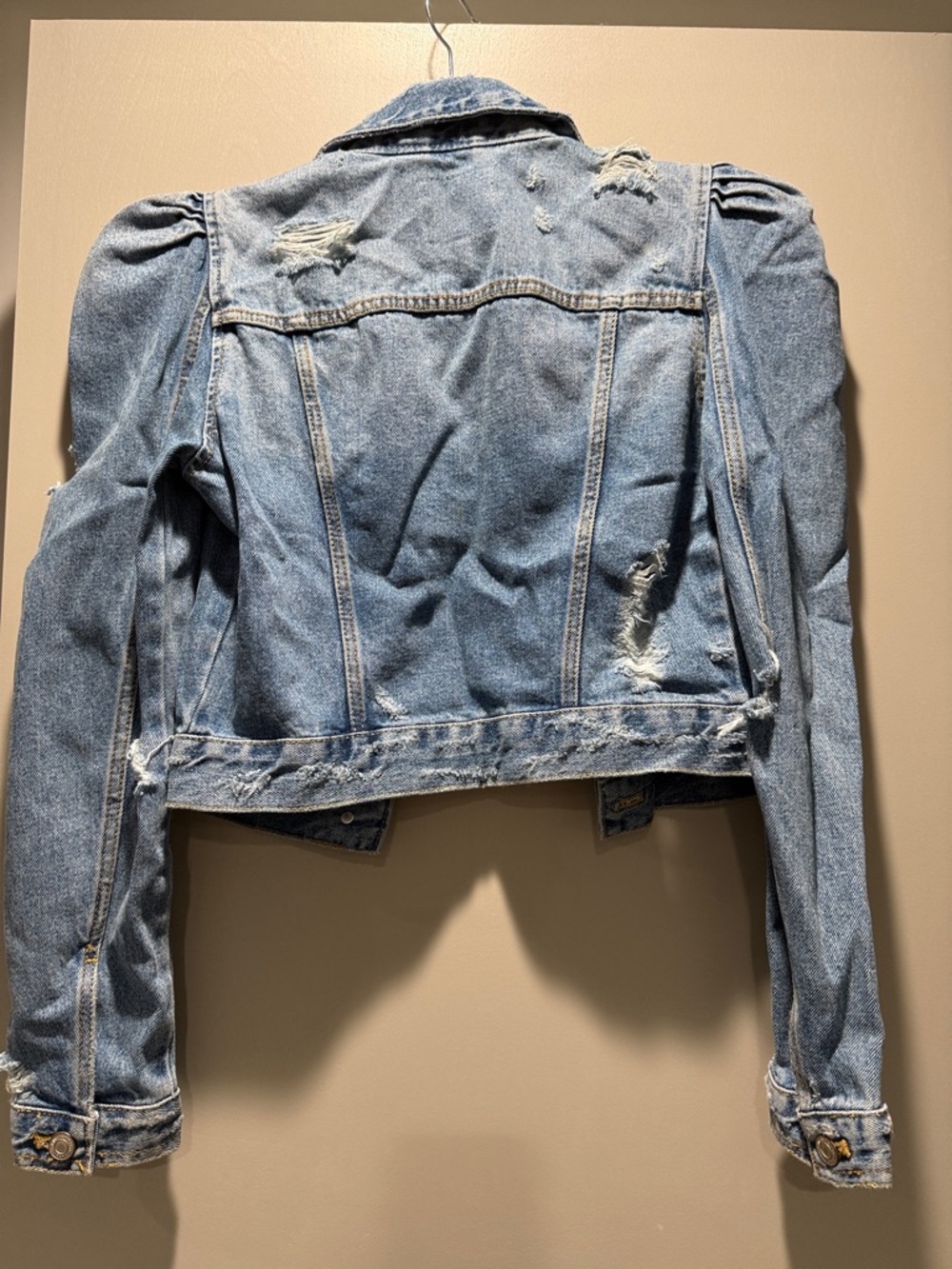 Zara Light Blue Distressed Cropped Denim Jacket xs puff shoulder - Picture 4 of 4